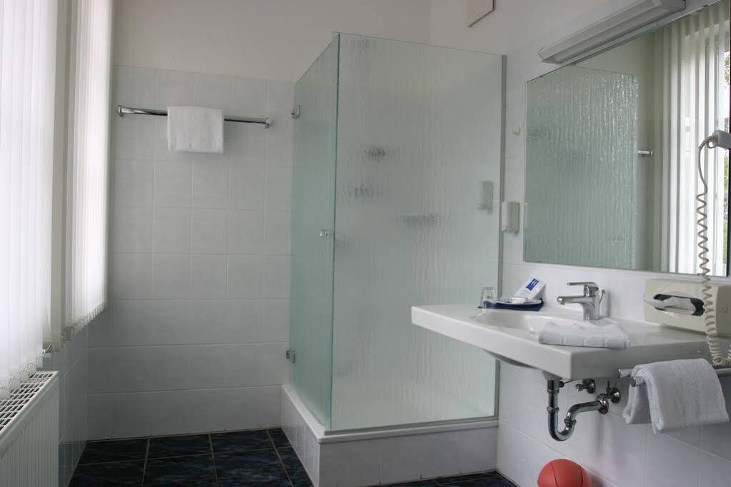 אכים Gieschens Hotel מראה חיצוני תמונה